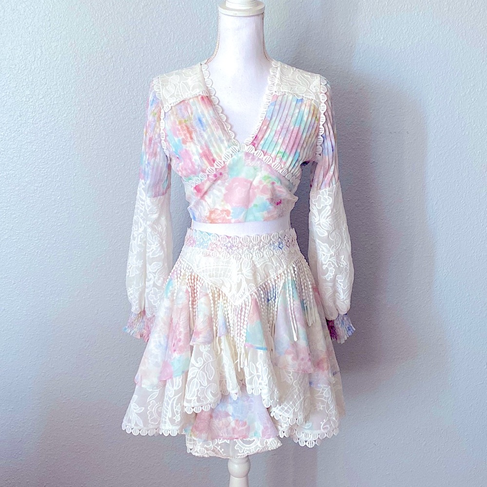 Elegant Multicolor Lace Dress